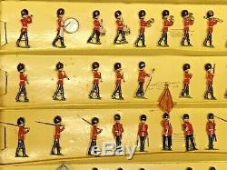 BRITAINS set #1555 CHANGING OF THE GUARD- boxed, complete, excellent condition