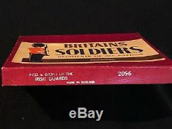 BRITAINS set # 2096 PIPES & DRUMS OF THE IRISH GUARDS boxed