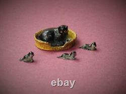 Barrett & Son London Vintage Lead Farm Series Cat In Basket & Three Rare Kittens