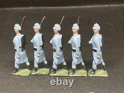 Belguim Infantry soldiers By Britains (yellow 159) SMALL SCALE, Paris Office