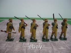 Boer War Tradition British Soldiers & Boers & Britain Gun & Crew 54mm Figures
