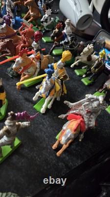 Britain Deetail MIXED Figures