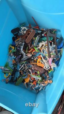 Britain Deetail MIXED Figures