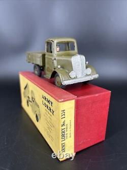 Britain's 1334 Army Lorry With Driver Boxed