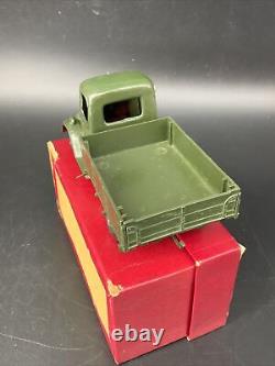 Britain's 1334 Army Tipper Lorry With Driver Mint Boxed