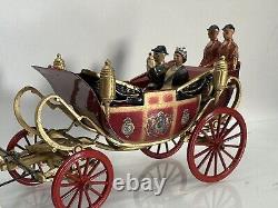 Britain's Historical Series Set 9402 State Open Road Landau, and Figures Boxed