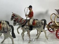Britain's Historical Series Set 9402 State Open Road Landau, and Figures Boxed
