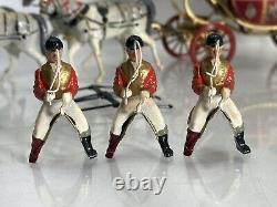 Britain's Historical Series Set 9402 State Open Road Landau, and Figures Boxed