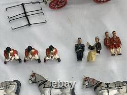 Britain's Historical Series Set 9402 State Open Road Landau, and Figures Boxed