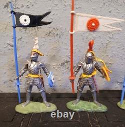 Britain's Swoppet knights standard bearers Vintage x3 1960's Swoppets Knights