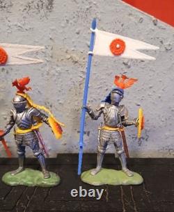 Britain's Swoppet knights standard bearers Vintage x3 1960's Swoppets Knights