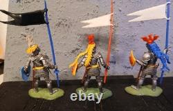 Britain's Swoppet knights standard bearers Vintage x3 1960's Swoppets Knights