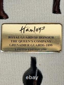 Britains 00105 Hamleys Grenadier Guards Royal Guard Of Honour Soldier Set Mib