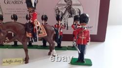 Britains 00105 limited edition 1999 grenadier guards only 1000 made 132 wb165