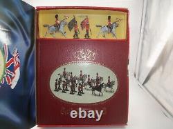 Britains 0032 Great Book Of Britains Toy Soldiers Over 100 Years 640 Pages