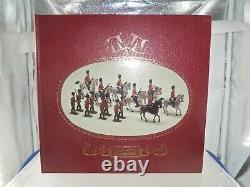 Britains 0032 Great Book Of Britains Toy Soldiers Over 100 Years 640 Pages