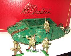 Britains 08946 British Tank Mark 1 Mother Male with 4 Figures in 132 Scale