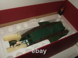 Britains 08946 British Tank Mark 1 Mother Male with 4 Figures in 132 Scale