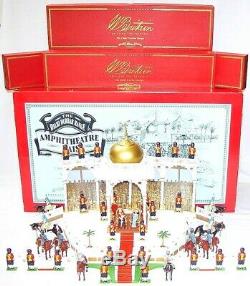 Britains 132 DELHI DURBAR AMPHI THEATRE DAIS PROCLAIMING PARADE & Figure Set MB