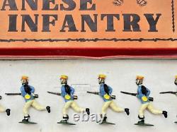 Britains 134 -Japanese Infantry -8 x Charging Infantry Fixed Arm -1925 version