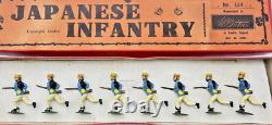 Britains 134 -Japanese Infantry -8 x Charging Infantry Fixed Arm -1925 version
