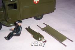 Britains 1512 Square Nose Motor Ambulance 1946 Issue, Khaki. Vg To Exc Condition