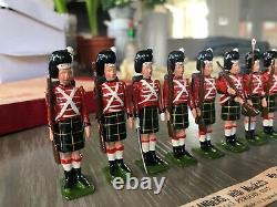 Britains 1519 highlanders with muskets waterloo period historical series set