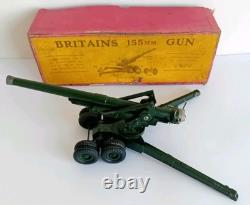 Britains 155mm Gun. Original Box with accessories. 1950s
