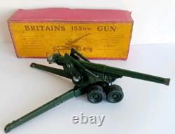 Britains 155mm Gun. Original Box with accessories. 1950s