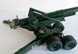 Britains 155mm Gun. Original Box with accessories. 1950s