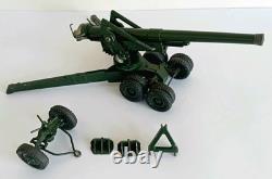 Britains 155mm Gun. Original Box with accessories. 1950s