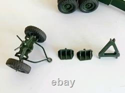 Britains 155mm Gun. Original Box with accessories. 1950s