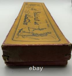 Britains 1612 Soldiers In Action. Bomb Throwers With Gas Masks