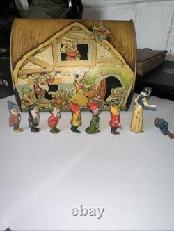 Britains #1654 Vintage 1938 Complete Lead Walt Disney Snow White & 7 Dwarfs Set