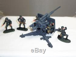 Britains 17246 German Army 88mm Flak Gun + Crew Metal Toy Soldier Figure Set