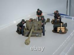 Britains 17452 German Army Artillery Pak 40 Cannon Gun + 4 Man Soldier Crew