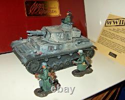 Britains 17600 WW2 Stalingrad, German Mk 1V Tank & Commander & 2 Figures in 54mm