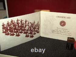 Britains 17780 U. S. Marine Corps 8th & 1 Drum & Bugle Corps 13 Piece in 54mm