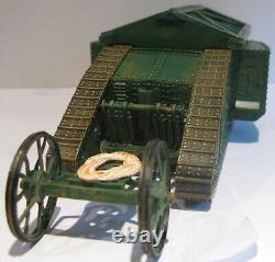 Britains 1/32 08946 WWI British Tank Mark 1 Mother Male MINT