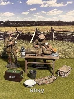 Britains 23031 1916 Regimental Aid Post Set No 1 Doctor Orderly &wounded Private