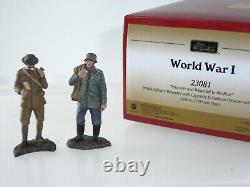 Britains 23081 British Infantry Wounded Soldier With Cig + German With Light