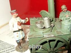 Britains 23101 WW1, 1916-18 German HF11 Limber, Field Kitchen & 3 Figures, 130