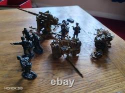 Britains 25059 German 88mm Flak Anti Tank Gun 3 Crew WW2 4 German Grenadiers