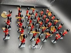 Britains 33 Grenadier Guards Soldiers Bandsmen Bands Men Metal / Lead
