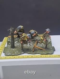 Britains 41035 British Trench Officer Sergeant 2 Men Toy Soldier Figure Set WD5