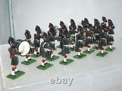 Britains 41103 Blackwatch Regiment Limited Edition 21 Piece Soldier Band