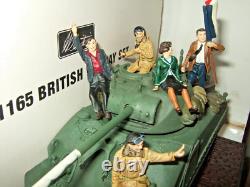 Britains 41165 VE Day in Europe, British Sherman with Liberated People in 132