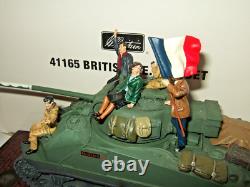 Britains 41165 VE Day in Europe, British Sherman with Liberated People in 132