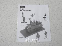 Britains 41166 American VE Day Set Sherman Tank & Figures Mint Boxed