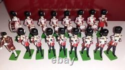Britains 41175 2006 Grenadier Guards Drum Fife Band 17 Pieces132 metal boxd S7